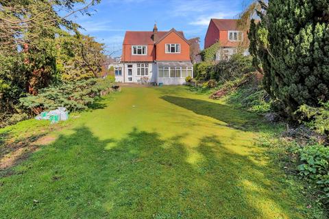 14 Bencombe Road, Purley, CR8 4DQ