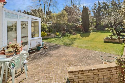 14 Bencombe Road, Purley, CR8 4DQ