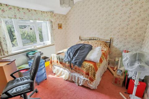 14 Bencombe Road, Purley, CR8 4DQ