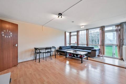 3 bedroom flat for sale, Horne House, Woolwich, London, SE18