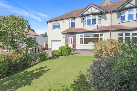 5 bedroom semi-detached house for sale, Marlpit Lane,Coulsdon,CR5 2HF