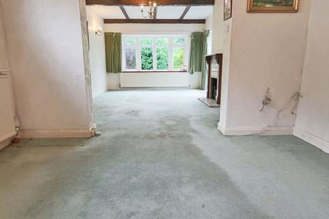 79 Chaldon Way, Coulsdon, CR5 1DL