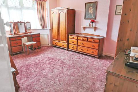 79 Chaldon Way, Coulsdon, CR5 1DL
