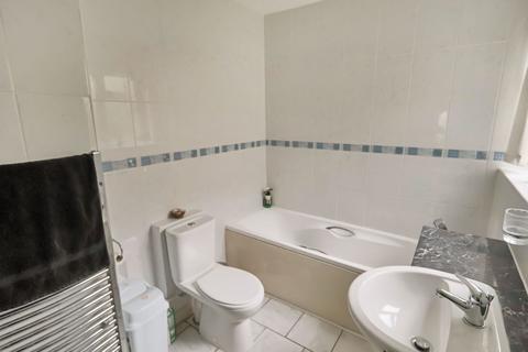 79 Chaldon Way, Coulsdon, CR5 1DL