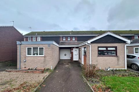 2 bedroom terraced house for sale, Browning Close, Tamworth, B79