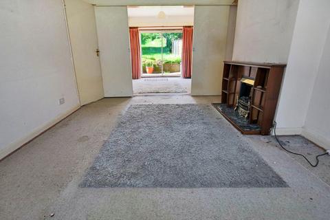 70 Caterham Drive, Coulsdon, CR5 1JH