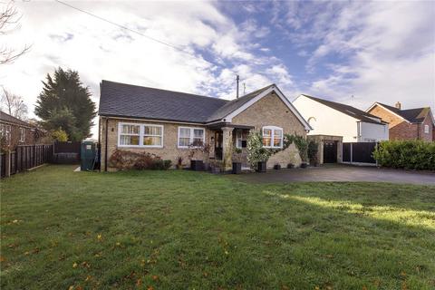 5 bedroom bungalow to rent, Highfield Road, Bubwith, Selby, East Riding Yorkshire, YO8