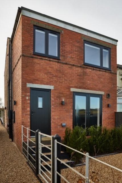 Rear exterior 2 125 Birkenshaw Lane