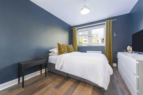 1 bedroom flat for sale, Whitmore Estate, London N1