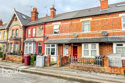 4 bedroom terraced house to rent, Filey Road, READING