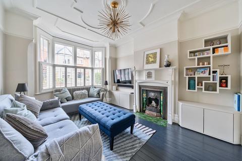 4 bedroom terraced house for sale, Lynmouth Road, London, N2