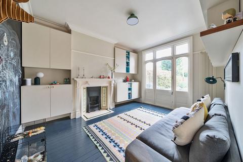 4 bedroom terraced house for sale, Lynmouth Road, London, N2