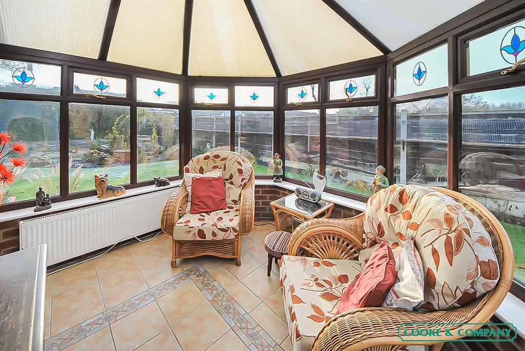215 St Helens Road Annexe Conservatory (1).jpg