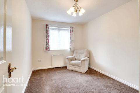 1 bedroom retirement property for sale, Cunningham Close, Romford