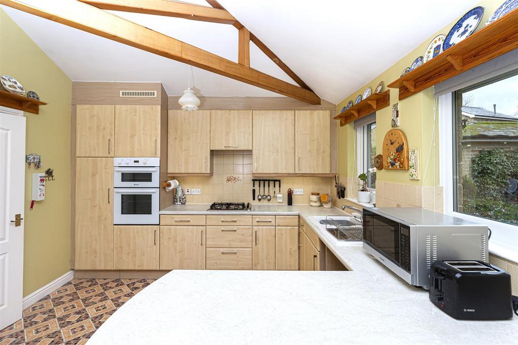 Bramleys Estate Agents-Dalton-Greenhead Ave (41).j