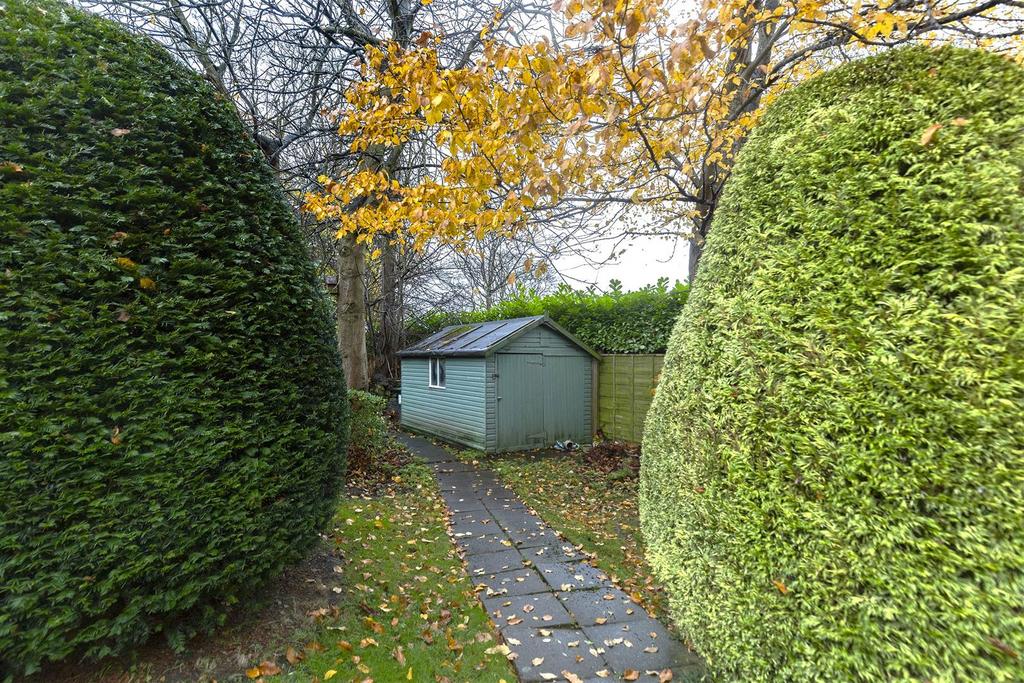 Bramleys Estate Agents-Dalton-Greenhead Ave (24).j
