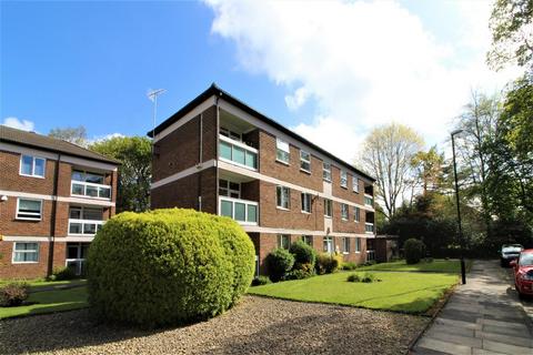 2 bedroom apartment for sale, Foxhill Court, Weetwood