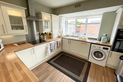 2 bedroom bungalow for sale, Breck Drive, Poulton-Le-Fylde FY6