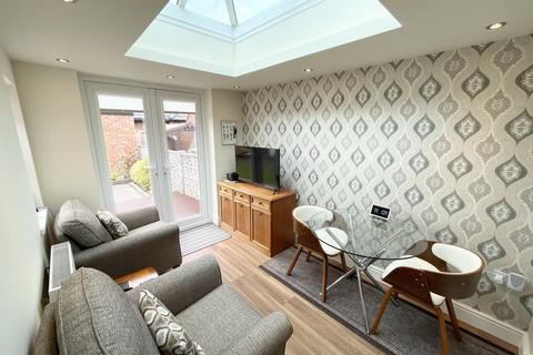 2 bedroom bungalow for sale, Breck Drive, Poulton-Le-Fylde FY6