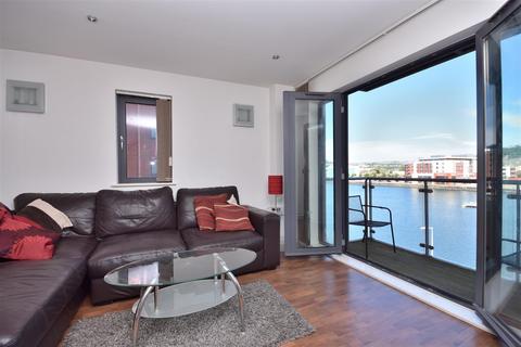 2 bedroom flat to rent, 127 South QuaySouth QuayThe MarinaSwansea