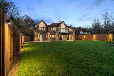 5 bedroom detached house for sale, Kington Rise, Claverdon, Warwick