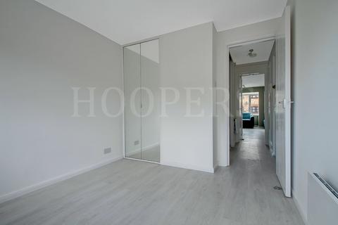 1 bedroom flat to rent, Kingfisher Way, London, NW10