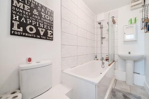 1 bedroom apartment for sale, Fransfield Grove, London