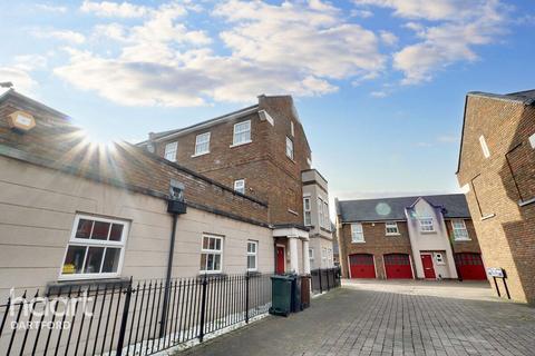 5 bedroom semi-detached house for sale, Park Cliff Road, Greenhithe