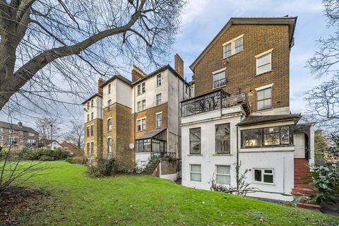 3 bedroom flat for sale, Ellesmere Court, London, SE20 8TY