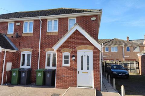 2 bedroom end of terrace house to rent, Bermondsey Place East, Gt Yarmouth. NR30 2DF