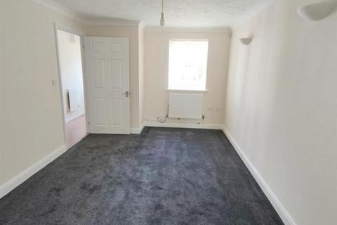 2 bedroom end of terrace house to rent, Bermondsey Place East, Gt Yarmouth. NR30 2DF