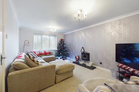 29 Dixon Road, Northampton, NN2 8XE