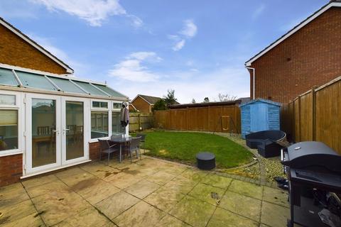 29 Dixon Road, Northampton, NN2 8XE