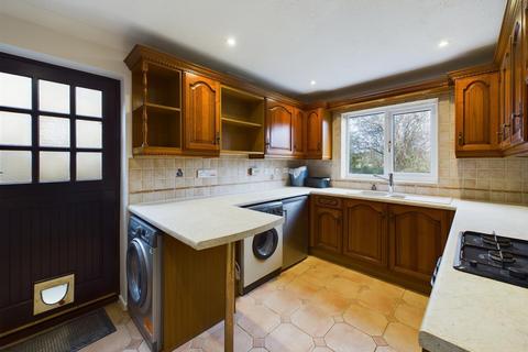 4 bedroom detached house for sale, Willow Lane, Lancaster