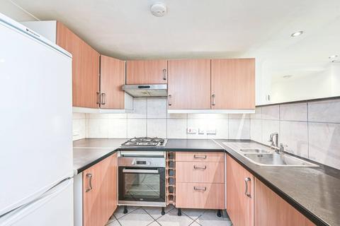 2 bedroom flat to rent, Belsize Road, Kilburn, London, NW6