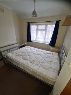 1 bedroom flat to rent, Holgate Road, Dagenham RM10