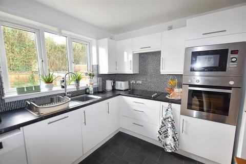 3 bedroom end of terrace house for sale, Lanner Hill, Redruth