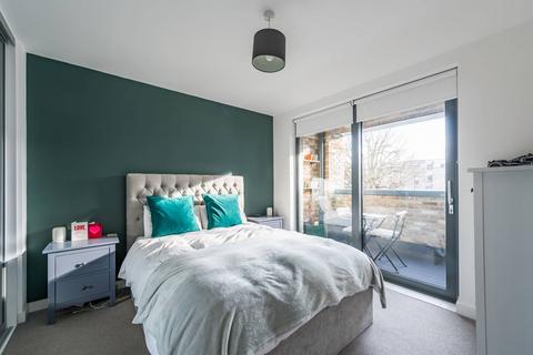 1 bedroom flat for sale, 20 St. Pauls Way, London E3