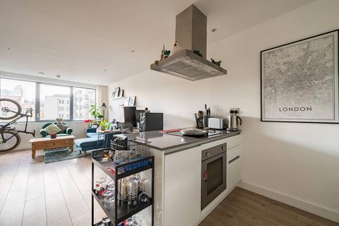 1 bedroom flat for sale, 20 St. Pauls Way, London E3