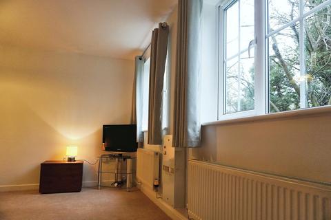 2 bedroom flat to rent, Alcester Road, Stratford-upon-Avon, CV37