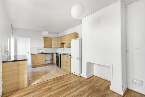 2 bedroom apartment for sale, Arundel Road, Croydon, CR0