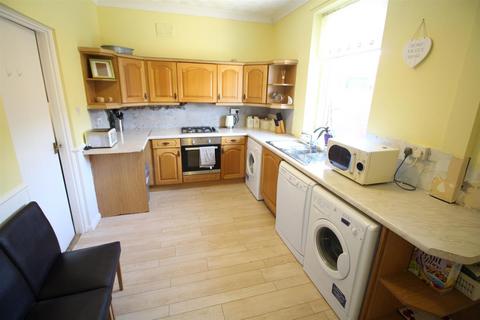 3 bedroom terraced house to rent, Lambert Square, Coxlodge, Newcastle Upon Tyne