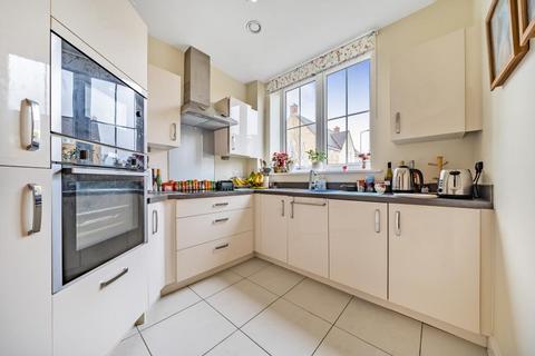 2 bedroom retirement property for sale, Chipping Norton,  Oxfordshire,  OX7