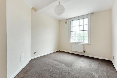 2 bedroom flat for sale, High Wycombe,  Town Centre,  Buckinghamshire,  HP11