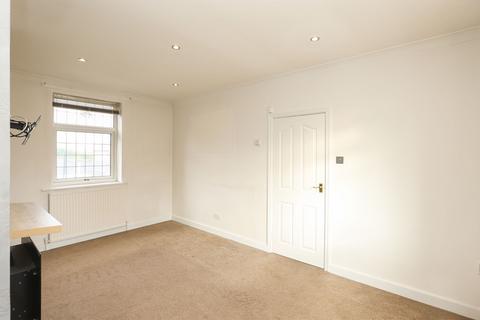 69 Chadwick Road, Sheffield, S13 8DG