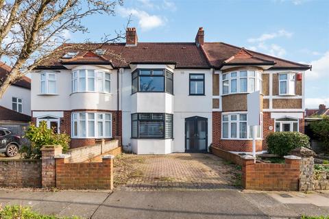 3 bedroom house for sale, Mossville Gardens, Morden SM4