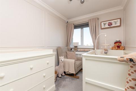 33 Avery Way, Allhallows, Rochester, ME3 9PX