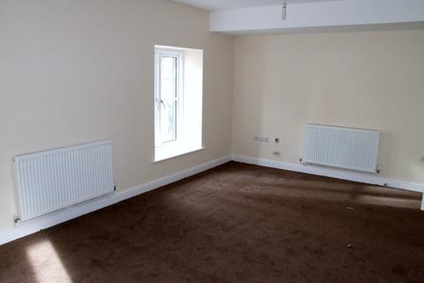 1 bedroom flat to rent, West Road, Carleton BD23