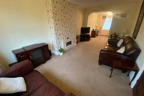 79 Birch Avenue, Chadderton, Oldham, OL1 2QY