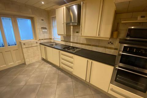 79 Birch Avenue, Chadderton, Oldham, OL1 2QY